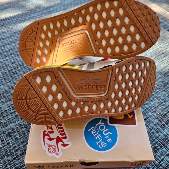 Limited edition Toy Story Woody NMD size 6 - Picture 6 of 6